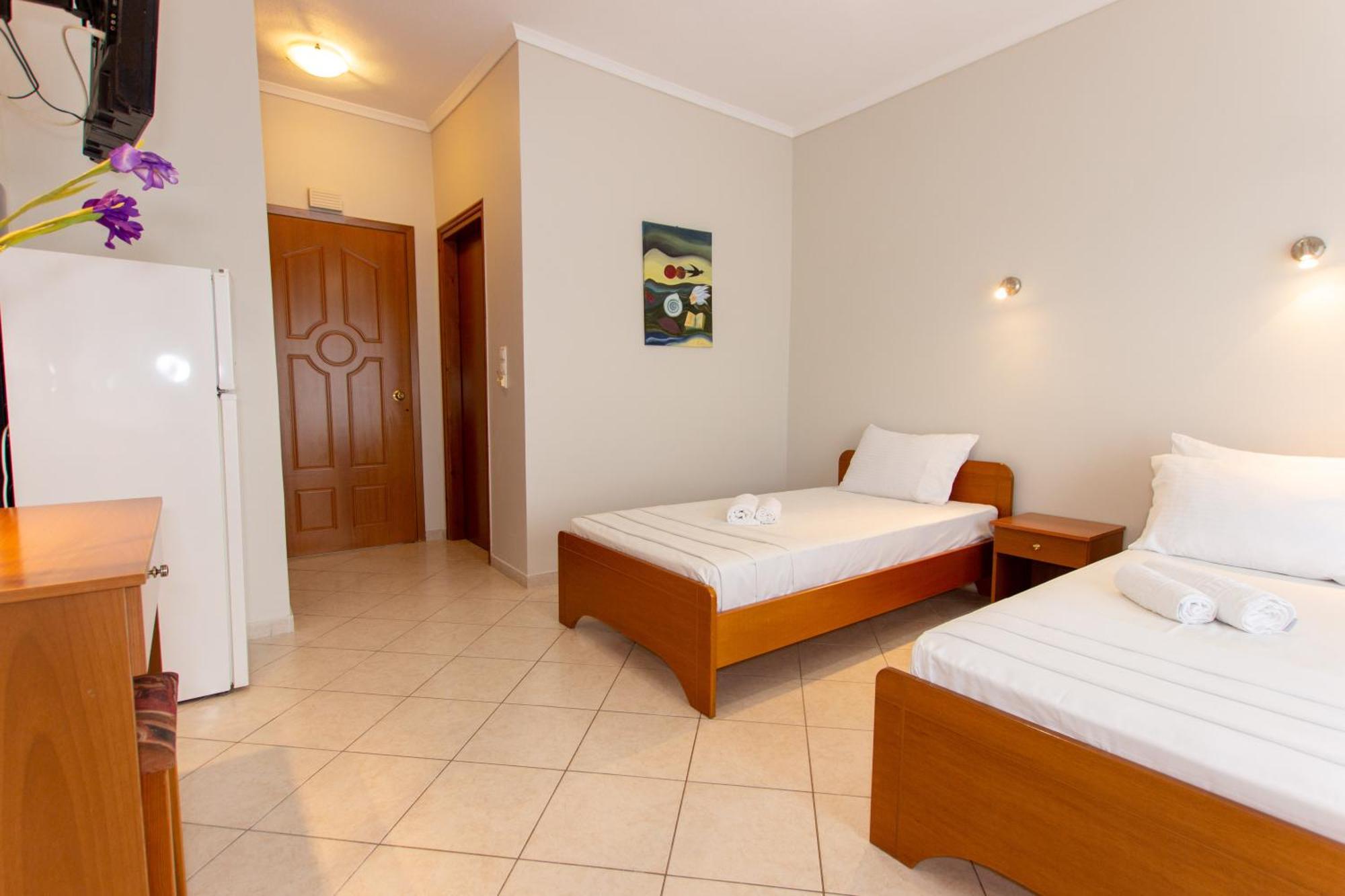Athanasia Inn Vrasná Esterno foto
