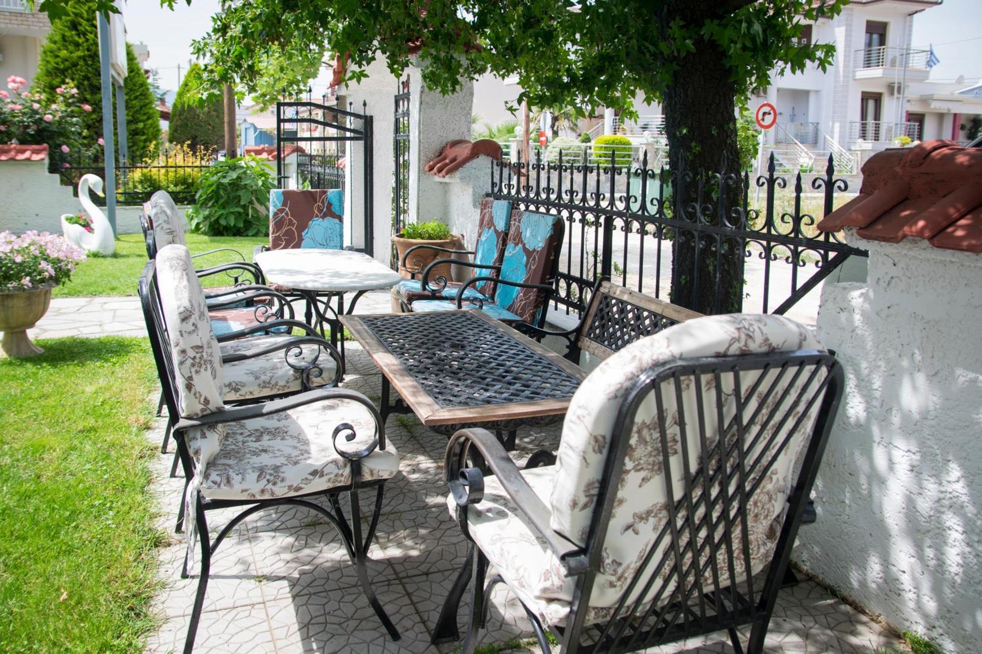 Athanasia Inn Vrasná Esterno foto