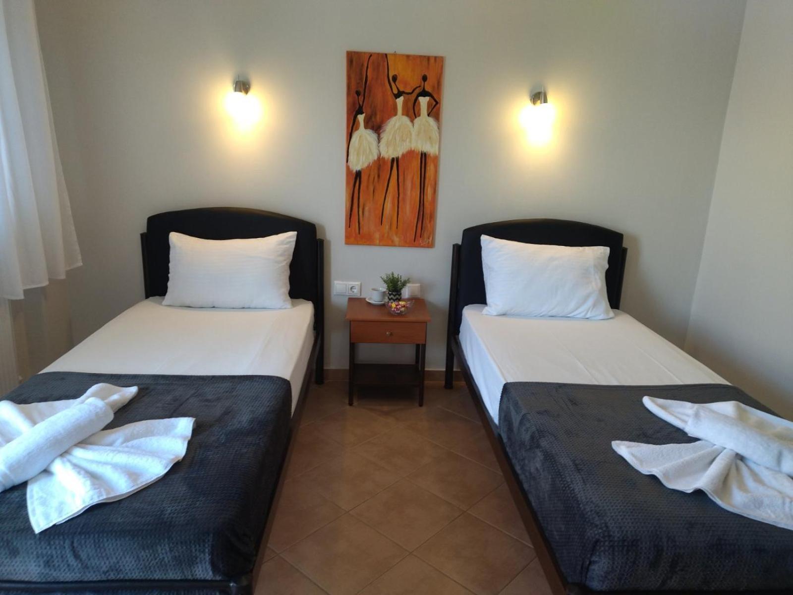 Athanasia Inn Vrasná Esterno foto